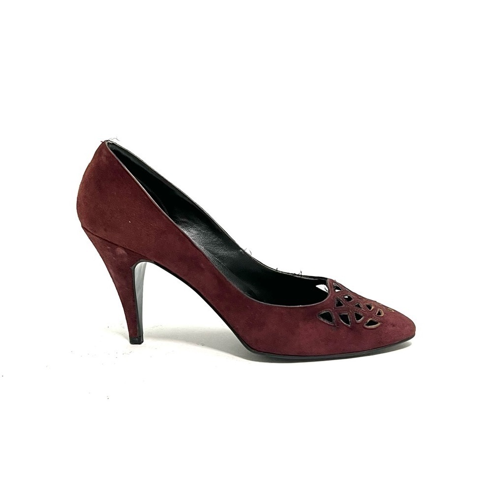 Vintage 1970s burgundy suede cutout vamp heels